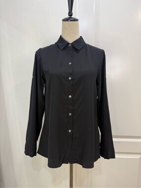 JAYGODFREY Sleek Black Button-Down Open Back Shirt